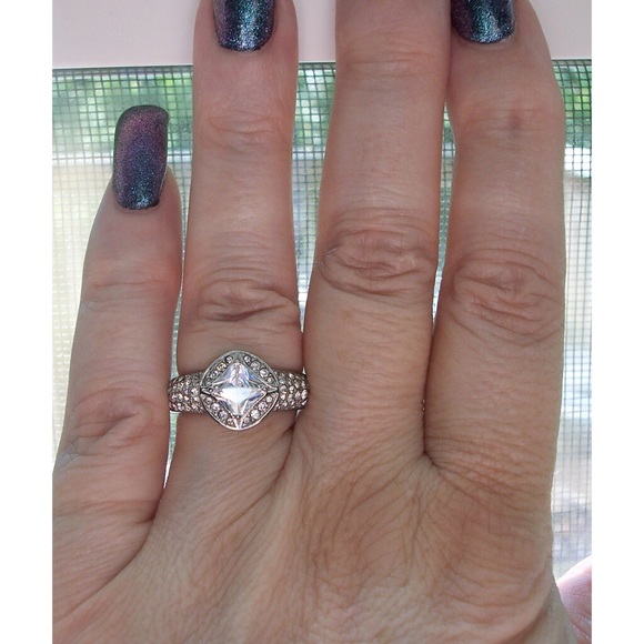 STAINLESS STEEL Princess & Round Cut Cubic Zirconia Ring - Picture 9 of 14